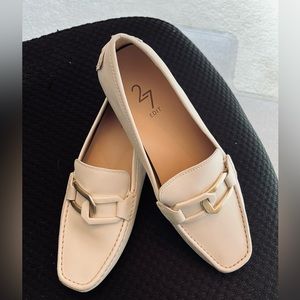 27 Edit driving loafers.